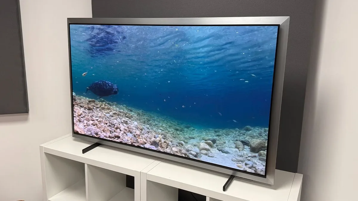  Prime Day warning: Samsung and LG’s five-star OLEDs are great examples of why we don’t recommend new flagships very often (at least right away) 