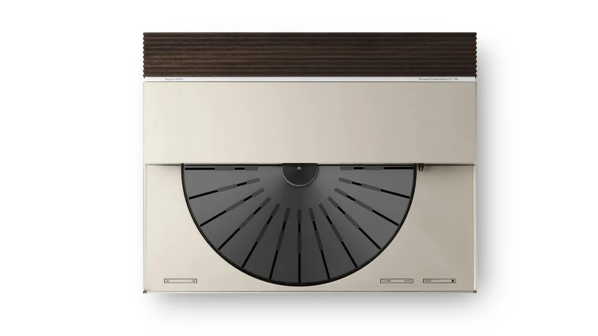  Bang & Olufsen's limited edition turntable system is sleek, stylish and very exclusive 