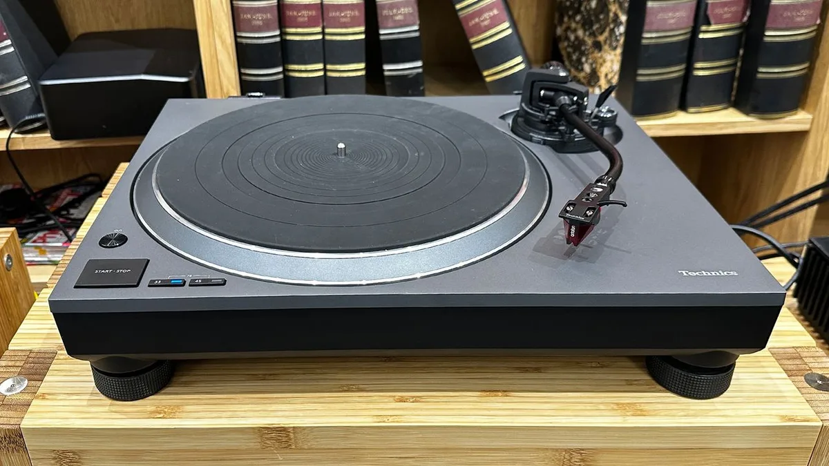  Technics SL-1500CS 