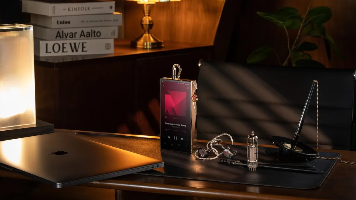  Astell & Kern’s valve-toting portable player blends classic analogue tech with “cutting-edge digital audio” 