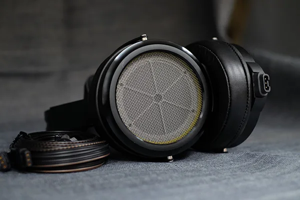 Gramophone Dreams #109: Stax SR-009D, Grado Signature HP100 SE, HiFiMan Susvara Unveiled headphones